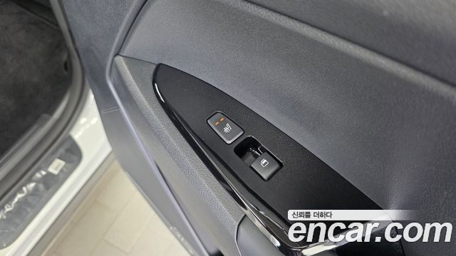 Kia Sportage 2023 — photo 18
