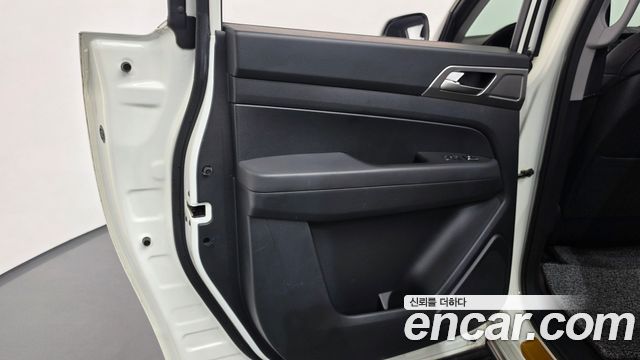 KG Mobility Rexton 2019 — photo 15