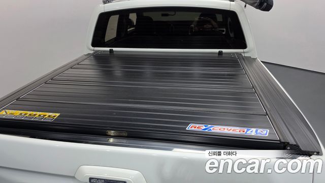 KG Mobility Rexton 2019 — photo 28