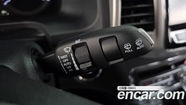 KG Mobility Rexton 2019 — photo 33