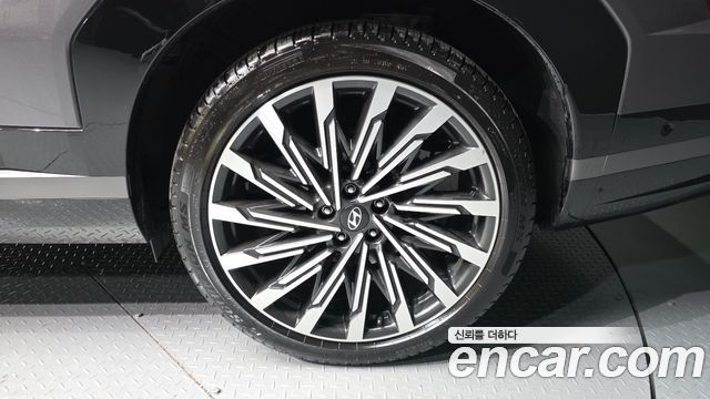 Hyundai Santafe 2025 — photo 5
