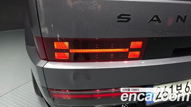 Hyundai Santafe 2025 — photo 9