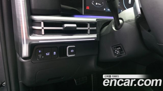 Hyundai Santafe 2025 — photo 29