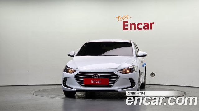 Hyundai AVANTE 2018 — photo 3