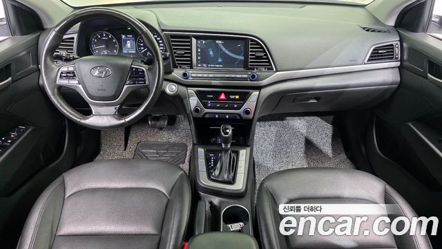 Hyundai AVANTE 2018 — photo 7