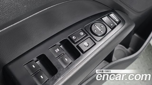 Hyundai AVANTE 2018 — photo 12