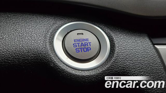 Hyundai AVANTE 2018 — photo 19