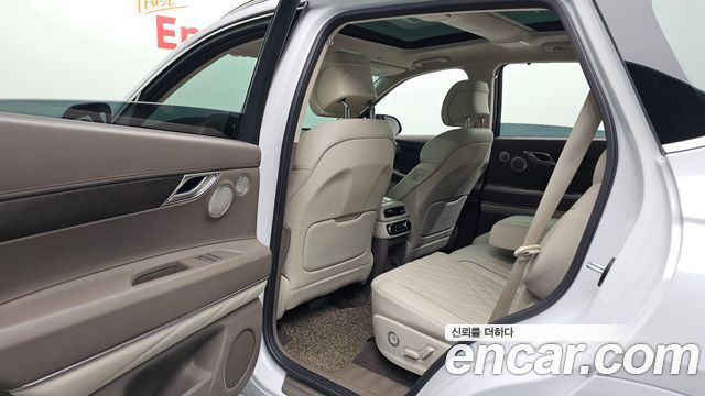 Genesis GV80 2021 — photo 11