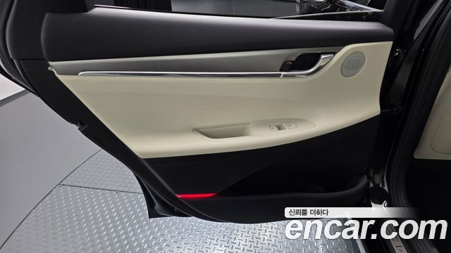 Hyundai Grandeur 2022 — photo 15