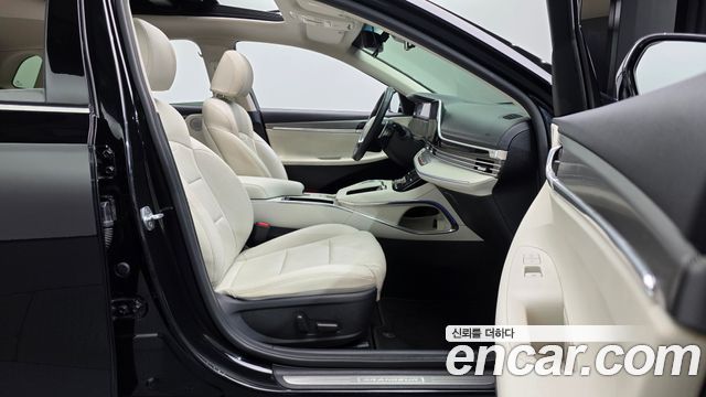 Hyundai Grandeur 2022 — photo 16