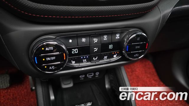 Chevrolet Korea Trailblazer 2021 — photo 23