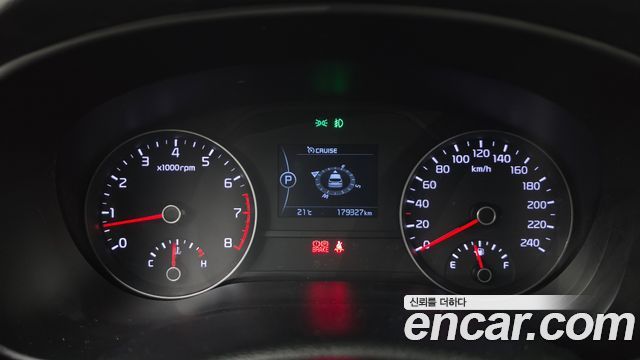 Kia Sportage 2018 — photo 11