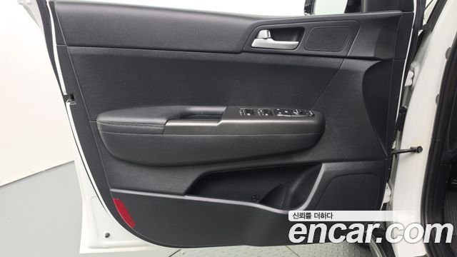 Kia Sportage 2018 — photo 14