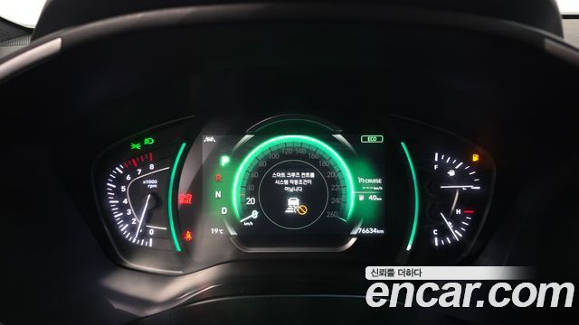 Hyundai Santafe 2020 — photo 11