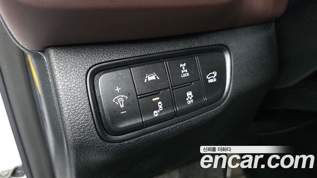 Hyundai Santafe 2020 — photo 24