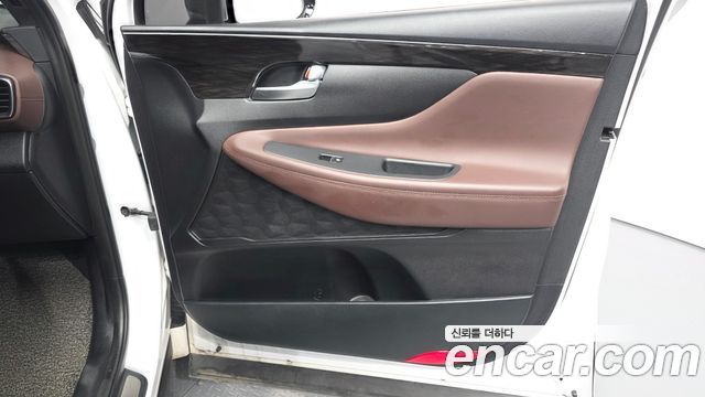 Hyundai Santafe 2020 — photo 14