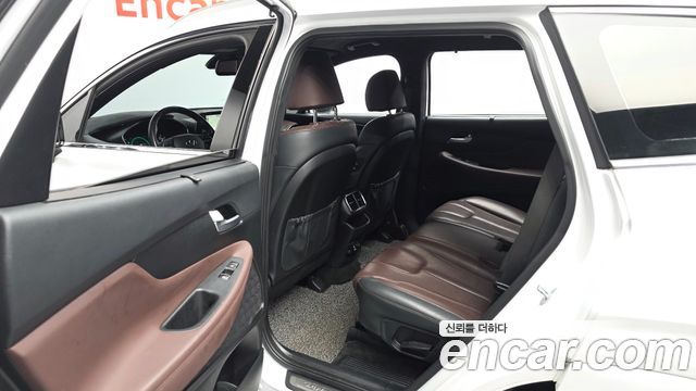 Hyundai Santafe 2020 — photo 16