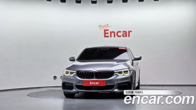 BMW 5-Series 2019 — photo 3