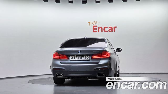 BMW 5-Series 2019 — photo 4