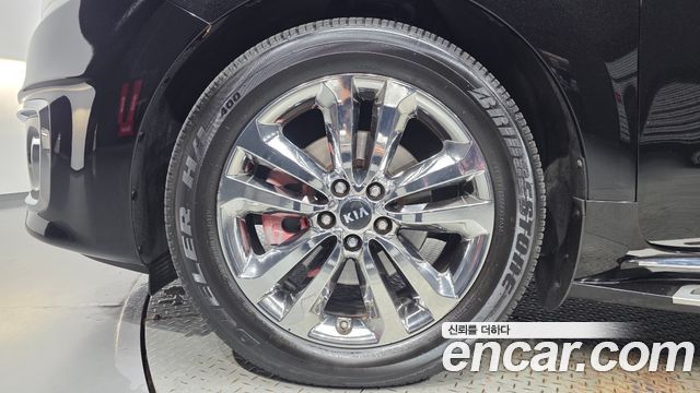 Kia Canival 2015 — photo 5
