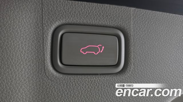 Kia Canival 2015 — photo 22