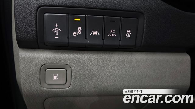 Kia Canival 2015 — photo 25