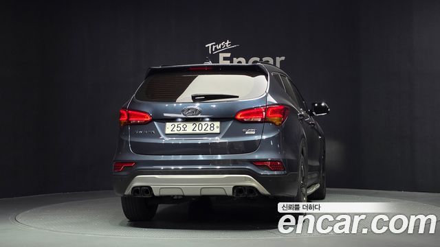Hyundai Santafe 2016 — photo 4