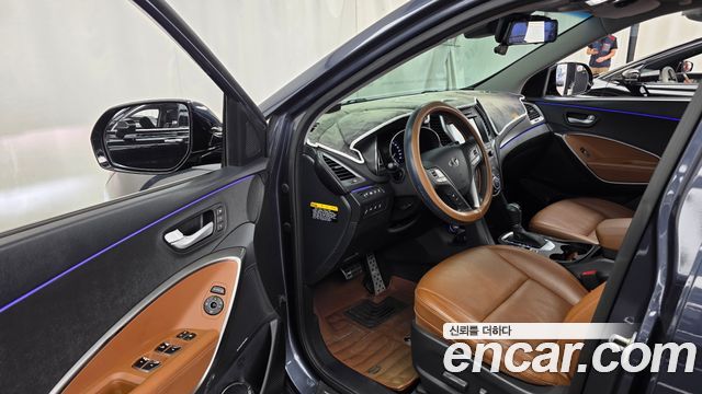 Hyundai Santafe 2016 — photo 13