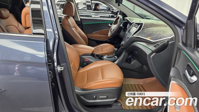 Hyundai Santafe 2016 — photo 17