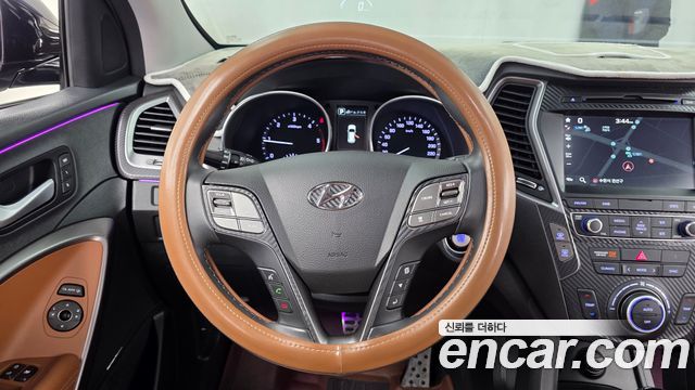 Hyundai Santafe 2016 — photo 19