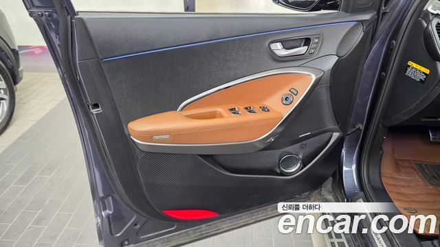 Hyundai Santafe 2016 — photo 14