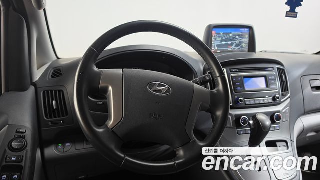 Hyundai Starex 2021 — photo 18