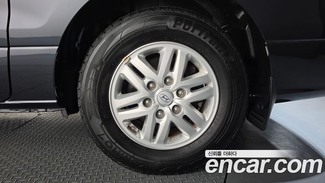 Hyundai Starex 2021 — photo 7