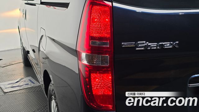 Hyundai Starex 2021 — photo 9
