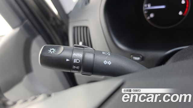 Hyundai Starex 2021 — photo 28