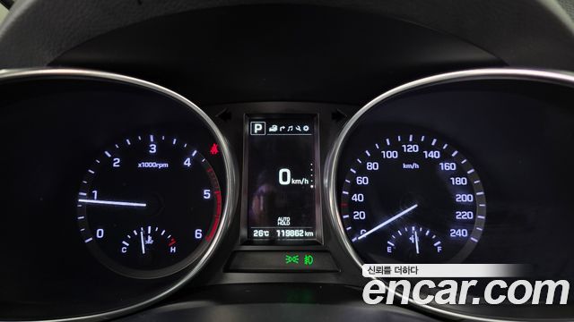 Hyundai Santafe 2016 — photo 11