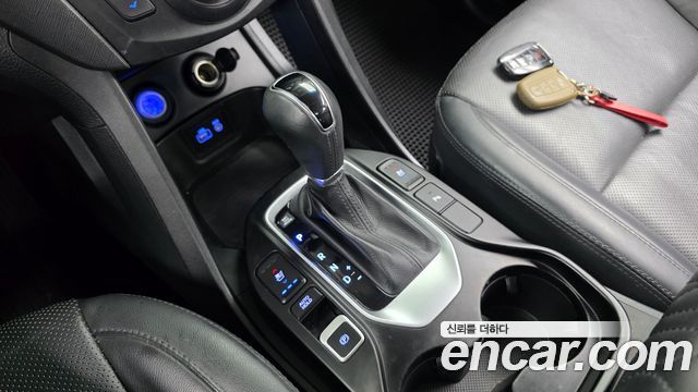 Hyundai Santafe 2016 — photo 12