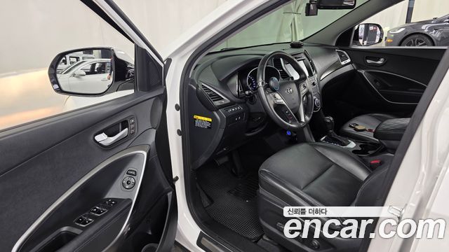 Hyundai Santafe 2016 — photo 13