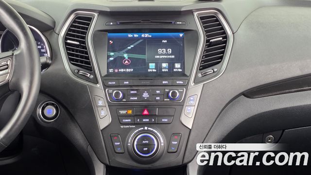 Hyundai Santafe 2016 — photo 20