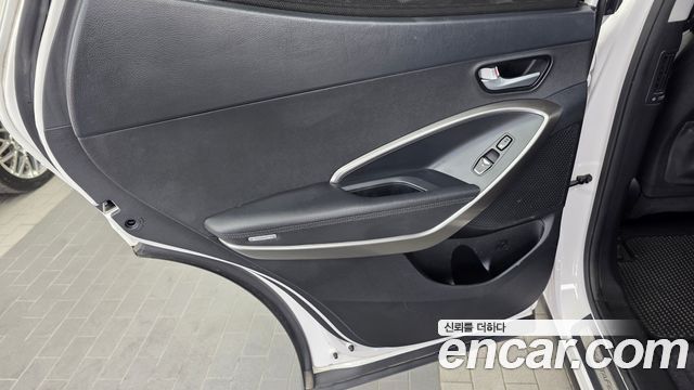 Hyundai Santafe 2016 — photo 15
