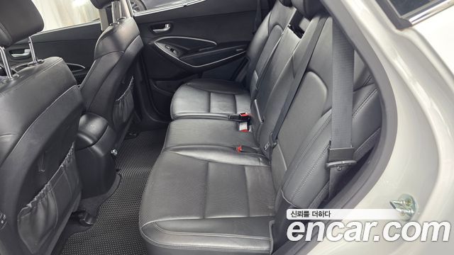 Hyundai Santafe 2016 — photo 16