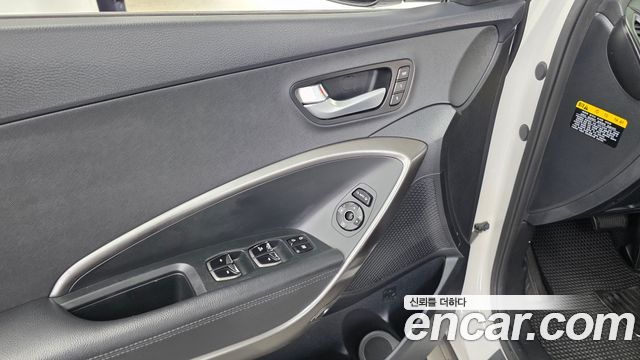 Hyundai Santafe 2016 — photo 28