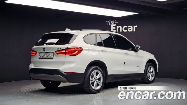 BMW X1 2017 — photo 2