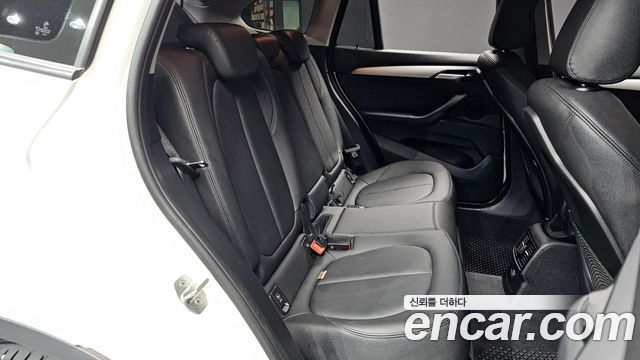 BMW X1 2017 — photo 11