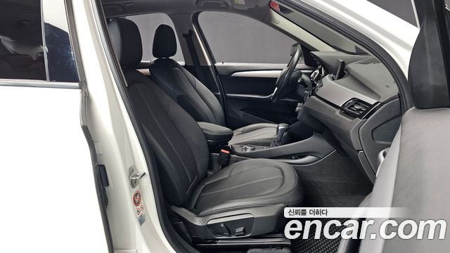 BMW X1 2017 — photo 12