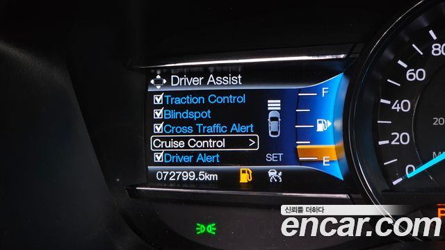 Ford Explorer 2016 — photo 17