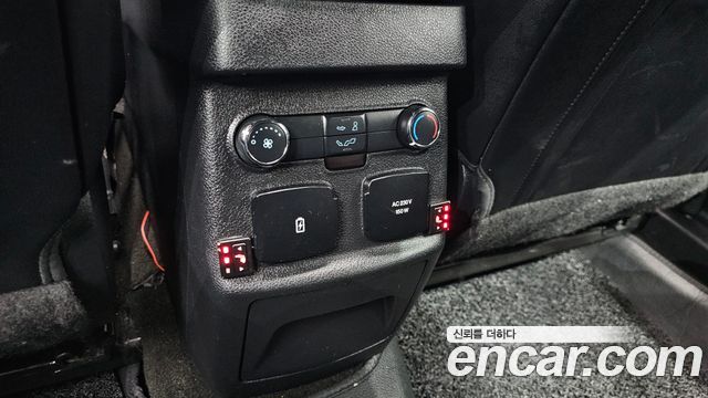 Ford Explorer 2016 — photo 19