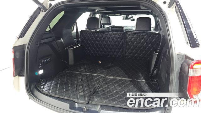 Ford Explorer 2016 — photo 20
