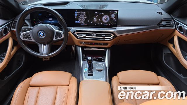 BMW i4 2022 — photo 10