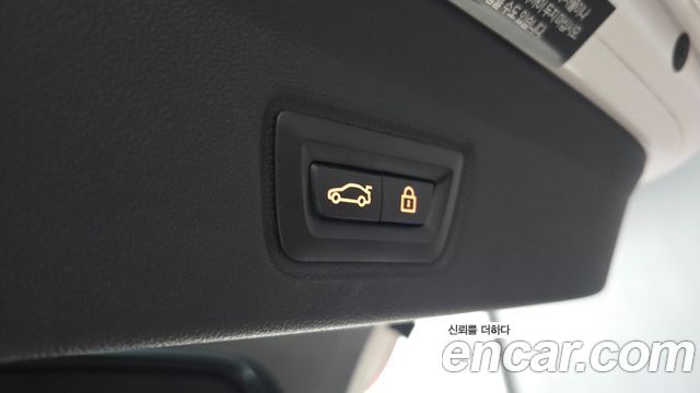 BMW i4 2022 — photo 32